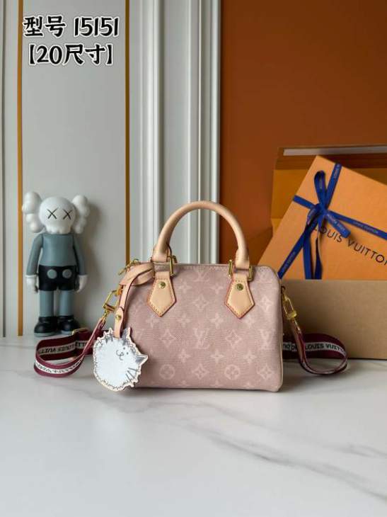 Picture of Louis Vuitton Handbags _SKUfw212202206fw